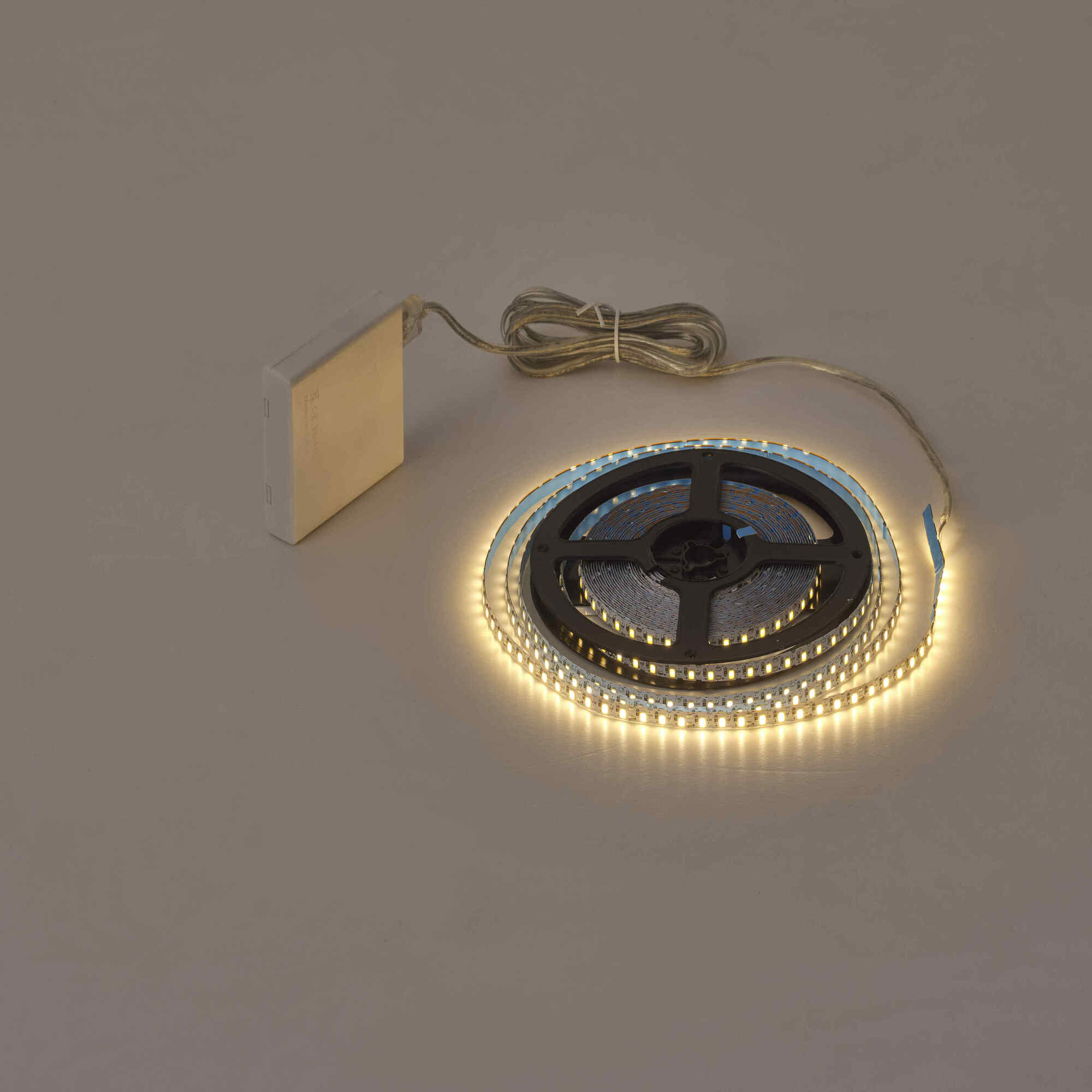 5V 120 LEDs S-Type LED Strip Light 3 LEDs Per Cut 10M Per Roll Flexible S Shape Design