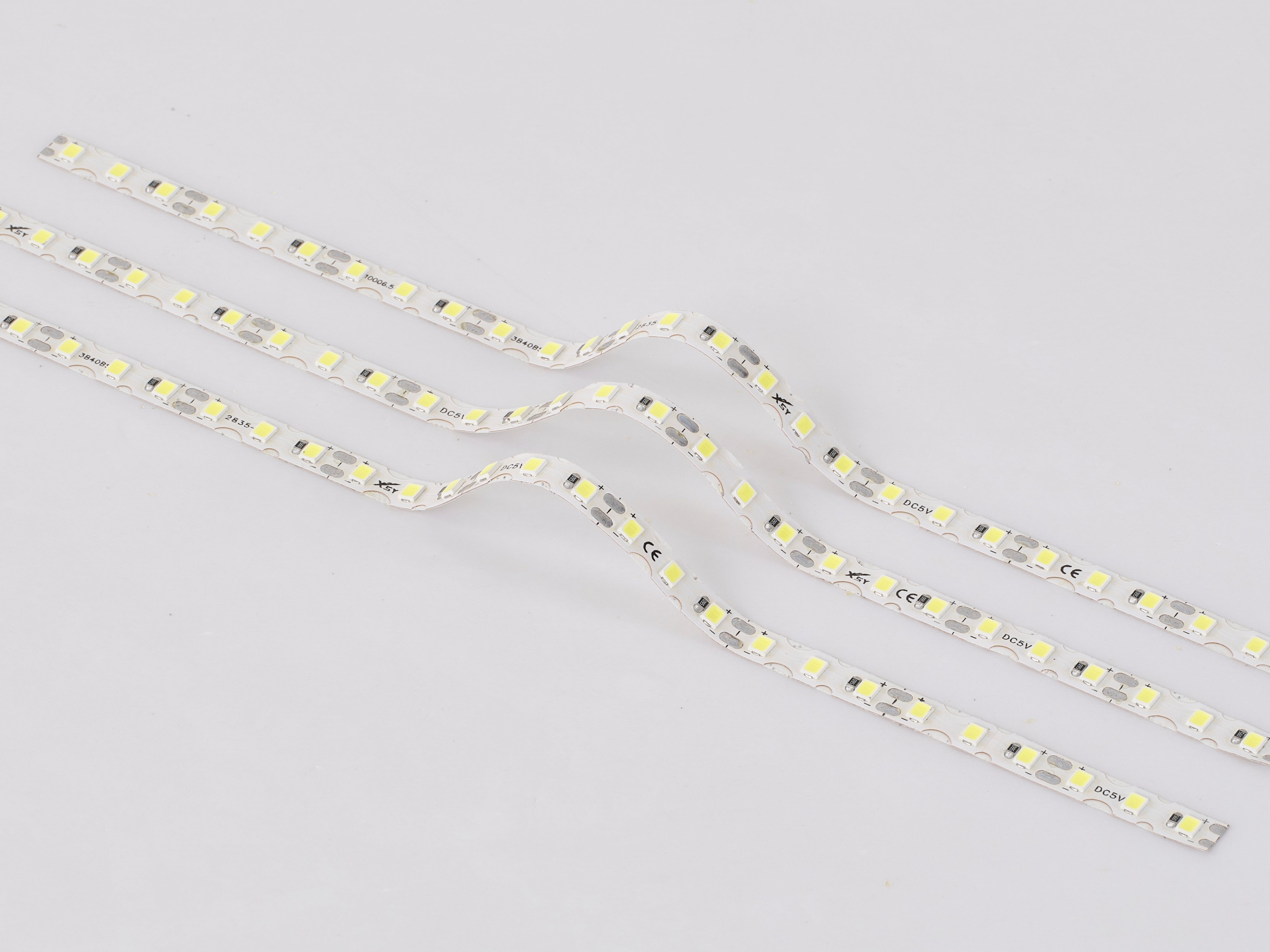 5V S Shape LED Strip Light 120 LEDs per meter • 3 LEDs Per Cut • 50M Per Roll Specially Designed for Split Neon Flex Sign Manufacturing