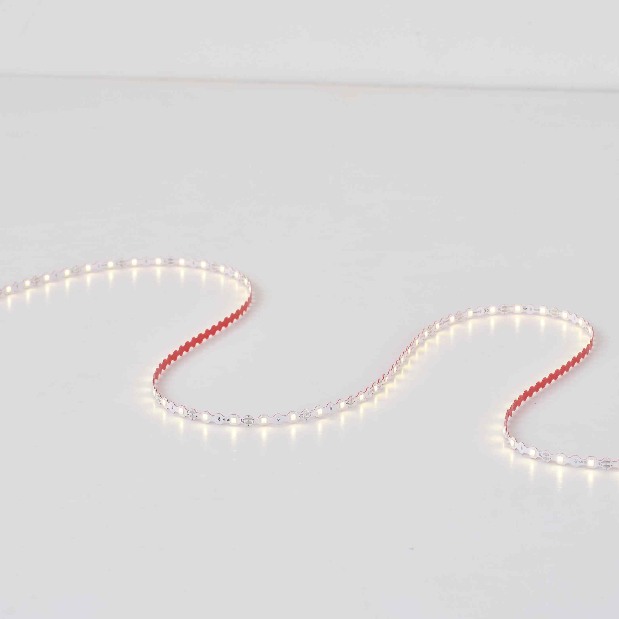 12V NC761T IP65 Rainproof S-Type LED Strip Light DC12V 60 LEDs/M SMD 2835 Single LED Cuttable 6.6mm PCB Width Flexible S-Type Design