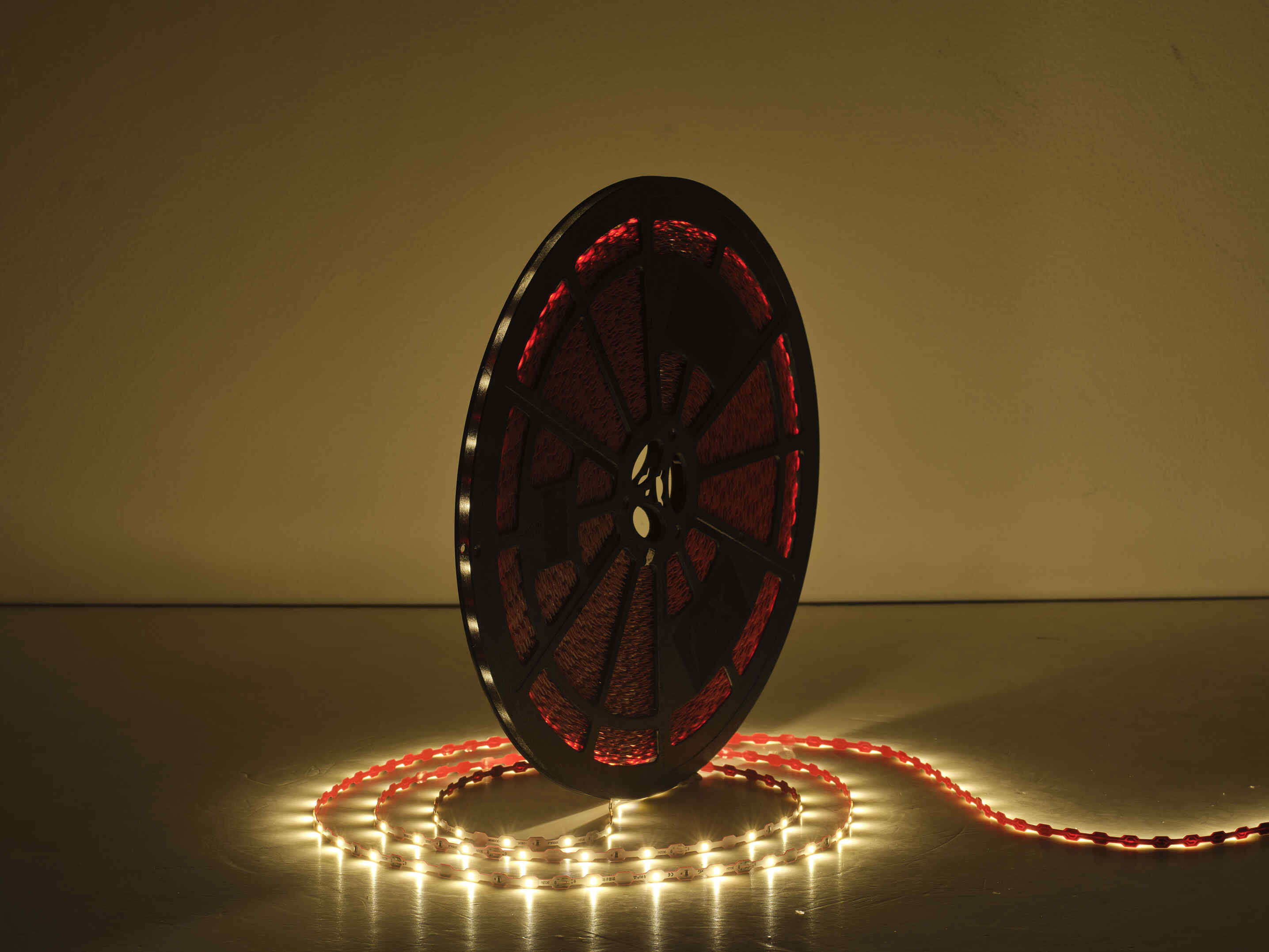 12V C730T Rainproof S Shape LED Strip 30 LEDs/m 3 LEDs Per Cut IP65 Rainproof