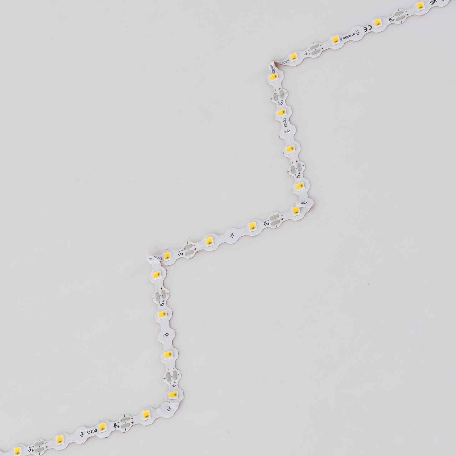 12V NC761T IP65 Rainproof S-Type LED Strip Light DC12V 60 LEDs/M SMD 2835 Single LED Cuttable 6.6mm PCB Width Flexible S-Type Design
