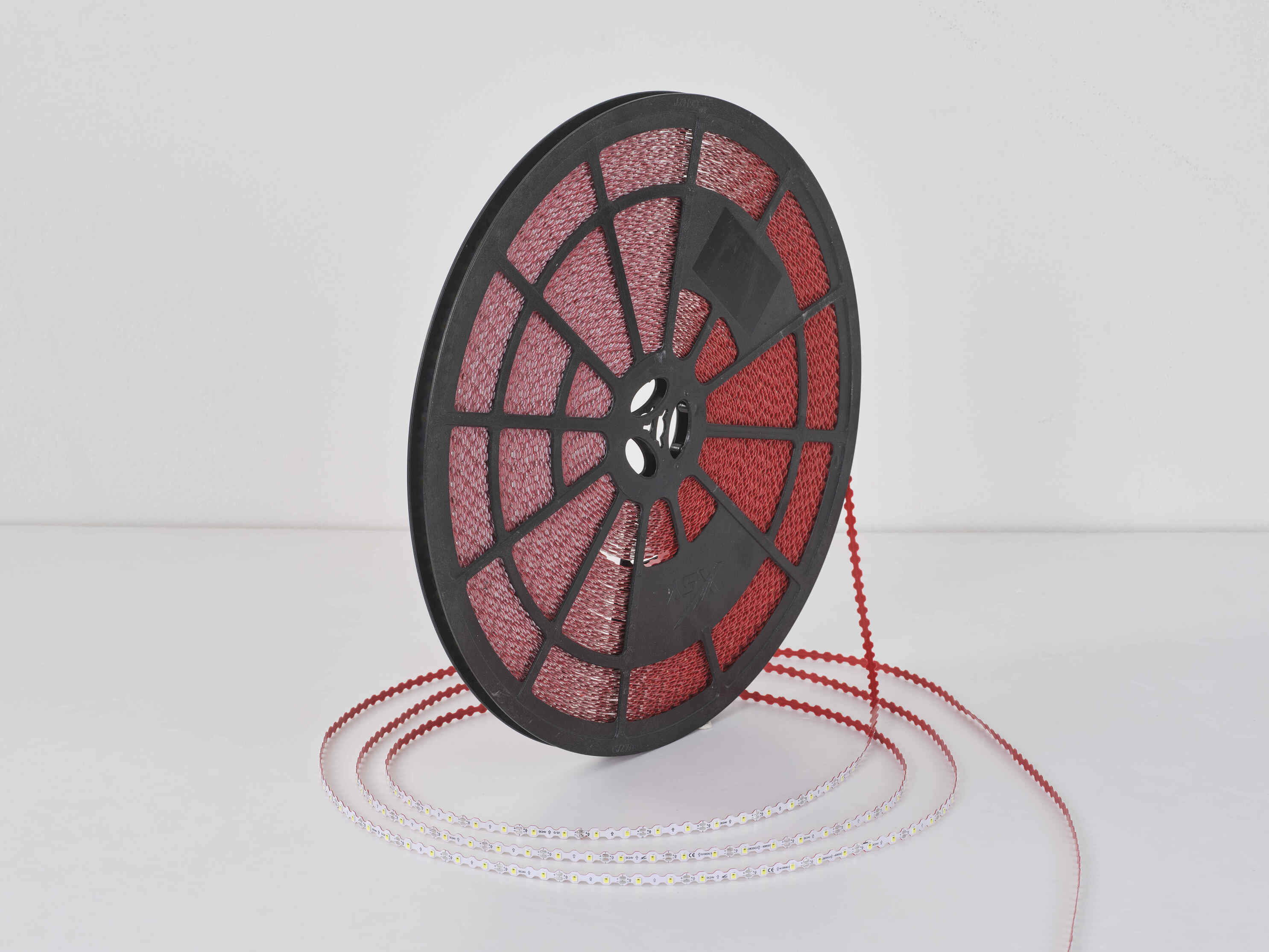 24V Y60T IP20 Not Waterproof S-Type LED Strip Light 60 LEDs/M Single LED Cuttable 6.5mm Slim PCB DC24V Constant Voltage Flexible S-Type Design