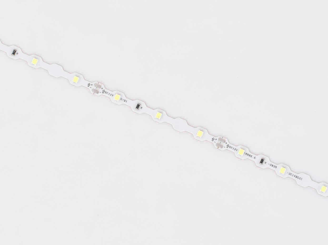 12V C7142T S-Type LED Strip Light 42 LEDs/M 6.6mm PCB 3 LEDs Per Cut Rainproof Flexible S-Type Design