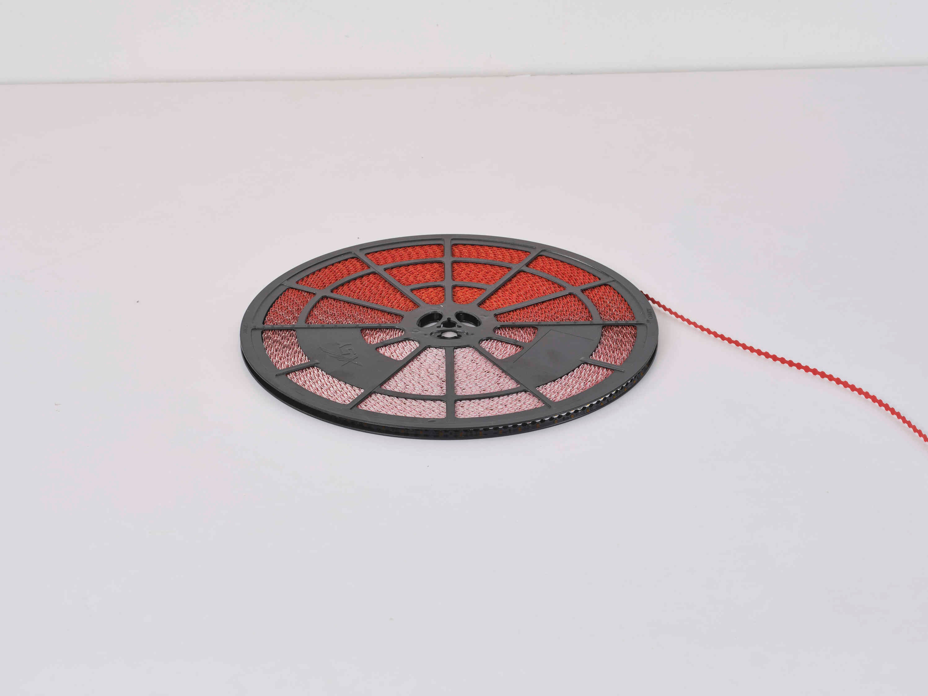 12V C6160T S-Type LED Strip Light 60 LEDs/M SMD 2835 3 LEDs Per Cut Flexible S-Type PCB Professional Signage Lighting